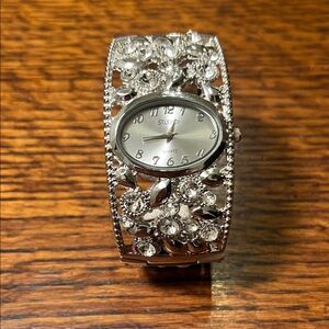 Studio Women's Silver Floral Bracelet Watch